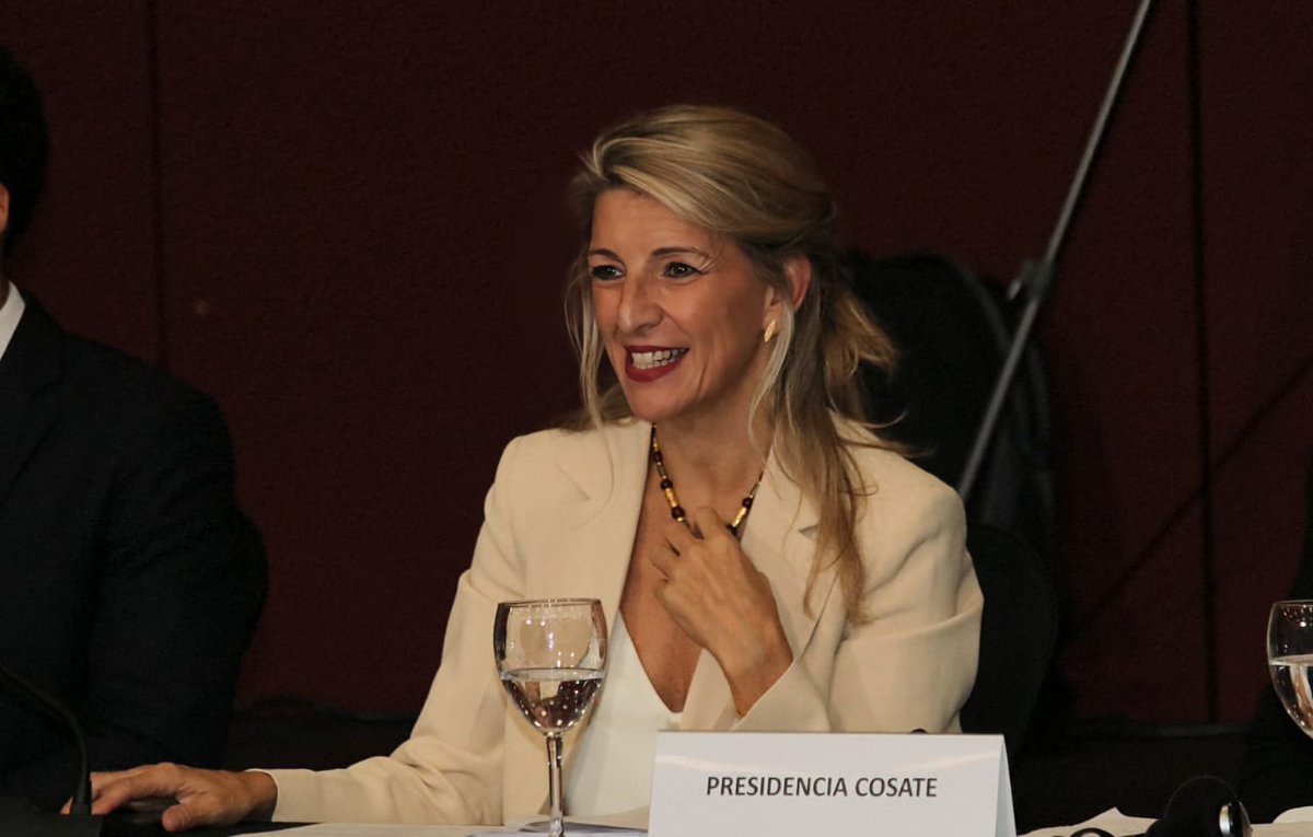 MintrabajoCol's tweet photo. #CITM 🇨🇴
La Vicepresidenta Segunda de Gobierno y ministra del Trabajo de España, @Yolanda_Diaz_, está presente en la Conferencia Interamericana de Ministros y Ministras de Trabajo.
Su presencia es vital para avanzar en compromisos conjuntos que beneficien a los trabajadores y trabajadoras, entre los países de América y Europa.
#TrabajoOEA #IACMLOAS #LaborOAS