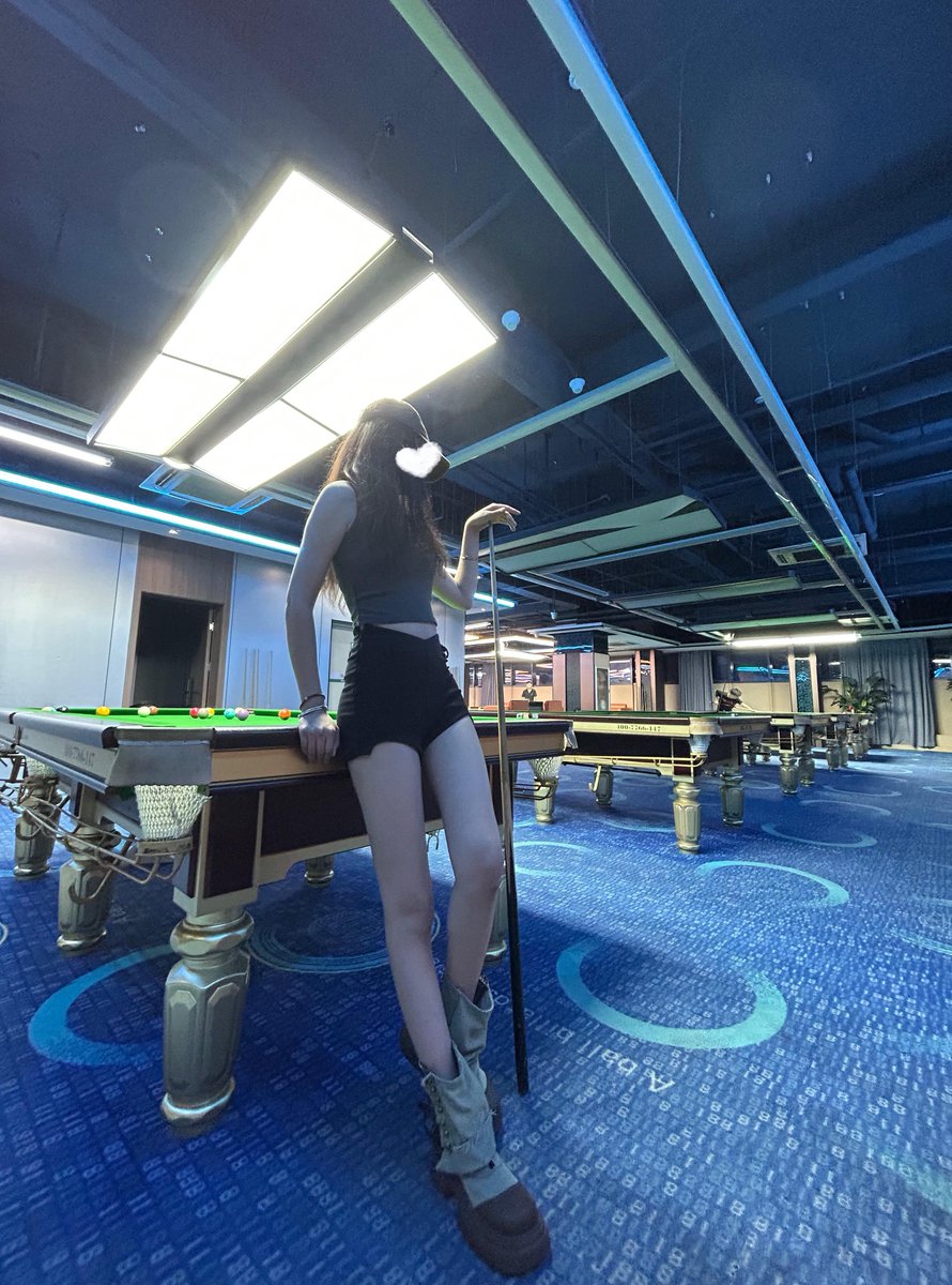 InterestLoved's tweet image. シンガポールで私たちと一緒にビリヤードをプレイできる人はいますか🎱