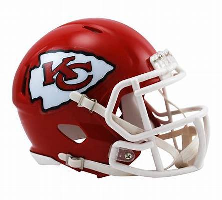 🚨GIVEAWAY🚨

We are delighted to announce we will be giving away a mini helmet of your choice to one lucky winner! 👀

TO WIN ⬇️

1️⃣ Follow Our Twitter 
2️⃣ Subscribe to our Youtube
3️⃣ Retweet this tweet, and tag a friend, along with proof you’ve subscribed! 

Good Luck! 🏈

#NFL