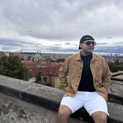 Moneyy__J's tweet photo. #NewProfilePic https://t.co/V6VZDdA80W
