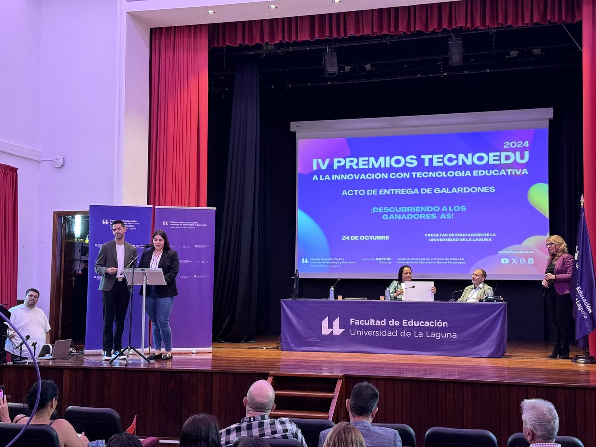 CatedraTecnoEdu's tweet photo. Comienza la entrega de premios 🏆 https://t.co/xfQbGIJ6ye