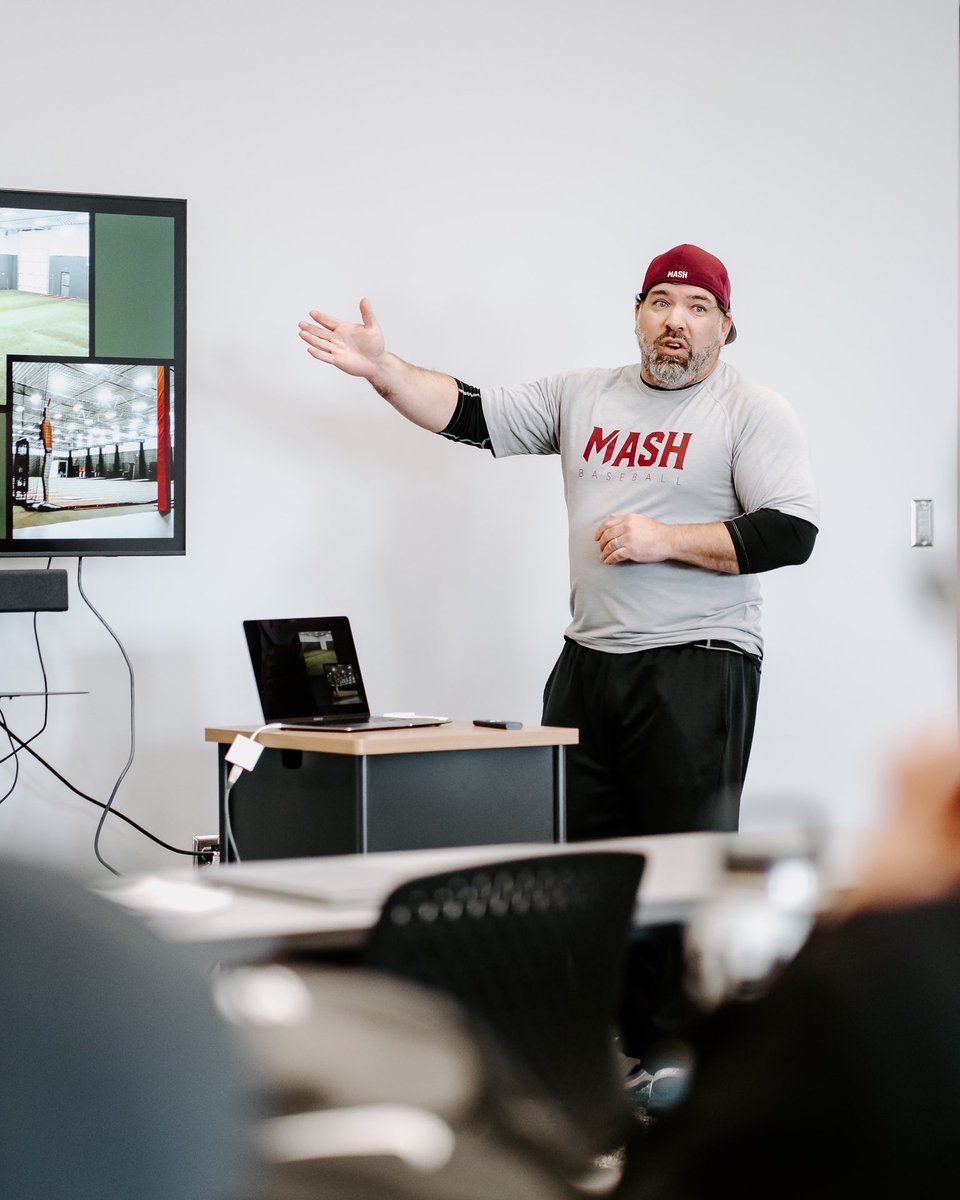 MASH__BASEBALL's tweet photo. Where the off-season starts. β‘οΈπ #CoachesSummit
#MASHbaseball | #RaiseTheStandard https://t.co/fTgL0d9K4W