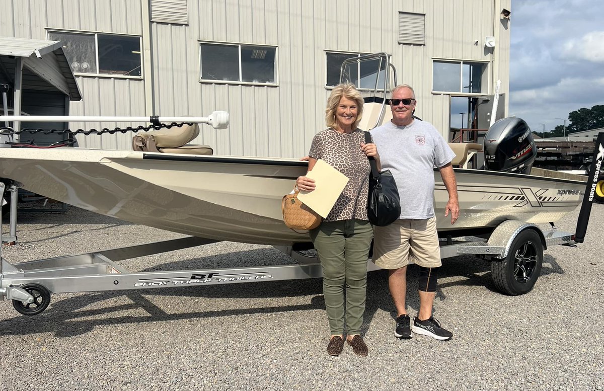 chatleeboats's tweet image. Kipp Thompson would like to thank the Henderson, Westerman and Ballen Families for their business!  Enjoy your new aluminum boats!

See Us Before You Buy! 
#avidboats #bayboat #intracoastal #beach #fishing #chatleeboats #saltlife #lakelife #boat #xpressboats #yamahaoutboards