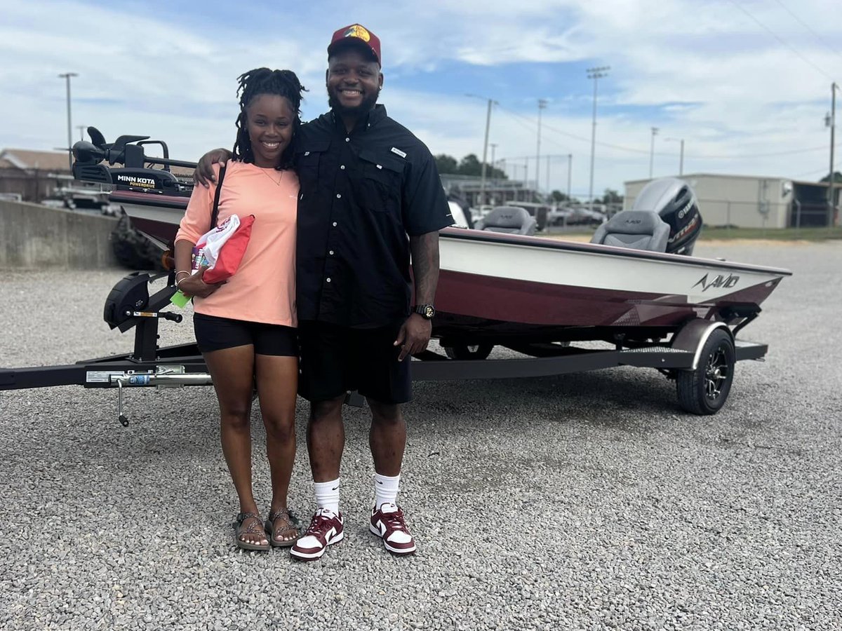 chatleeboats's tweet image. Kipp Thompson would like to thank the Henderson, Westerman and Ballen Families for their business!  Enjoy your new aluminum boats!

See Us Before You Buy! 
#avidboats #bayboat #intracoastal #beach #fishing #chatleeboats #saltlife #lakelife #boat #xpressboats #yamahaoutboards