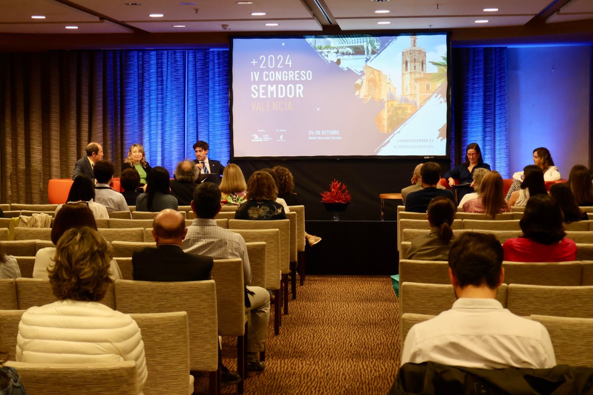 Colegio de Médicos de Valencia tweet media