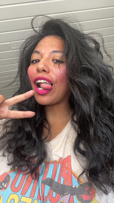 oh Hi👹  unique design, thank u universe👹  👹 i dk, sme hw make thru 2day https://t.co/ahdJElwJlB<a href="/tag/paultyson"class="tags"><span>#paultyson</span></a>