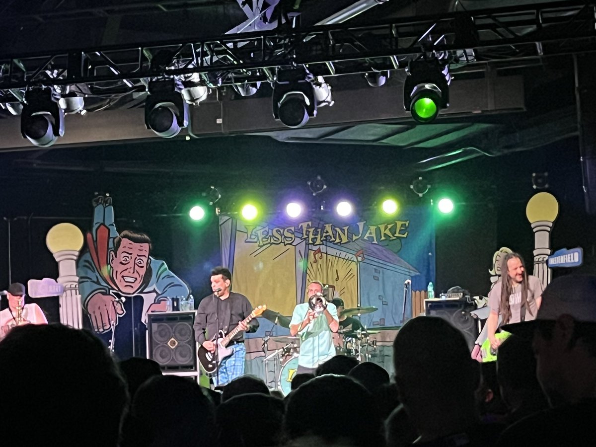 bdef100's tweet photo. 3 bands in 3 cities in 10 days https://t.co/Fjun0TJWDw