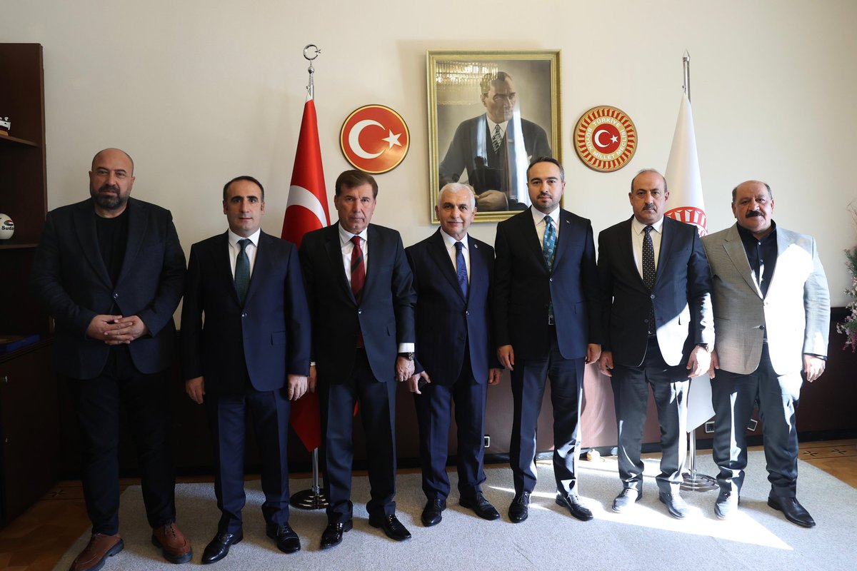 Çevre, Şehircilik ve İklim Değişikliği Bakan Yardımcımız Sn. Burak Demiralp’i ziyaret ettik.

Konukseverlikleri nedeniyle kendilerine teşekkür ediyor, çalışmalarında kolaylıklar diliyorum.