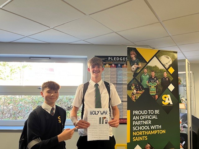 SharnbrookAca's tweet image. Lots of new faces today at Proud Table! We love celebrating students&apos; work every Thursday lunchtime. #excellenceforall