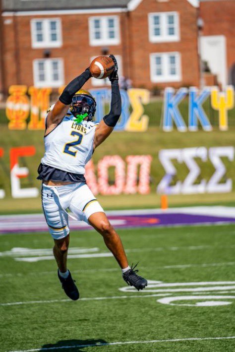 _marcjones's tweet photo. After A Great Conversation I Am Blessed To Receive An D1 Offer From Texas A&amp;M University Commerce!

@CoachHardeman @ConroeTigersFB
@BWells409 @jacorynichols 
@CoachBBailey9 @Lions_FB https://t.co/QVEVAM9hgW