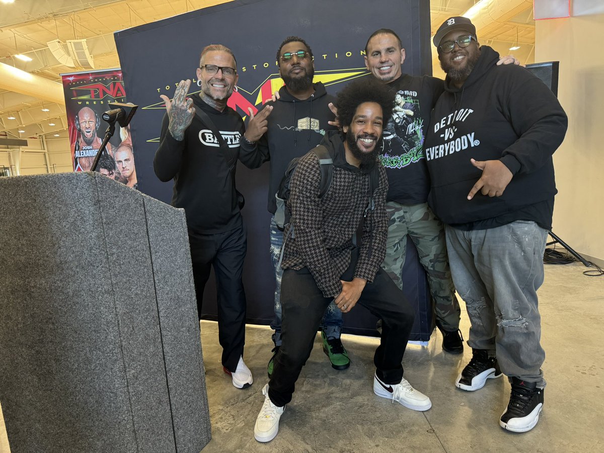 Podsofdestiny's tweet photo. The podders and the Hardy’s. Footage dropping later on today https://t.co/oNdqxfjpJI