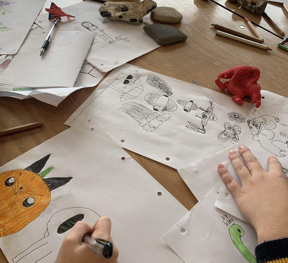 nlancingprimary's tweet image. The children from years 5 and 6 visited an exhibition in Collonade House in Worthing, on Monday, as part of Creative Waves ‘Art in Motion’ project. @Creative_Waves  #art