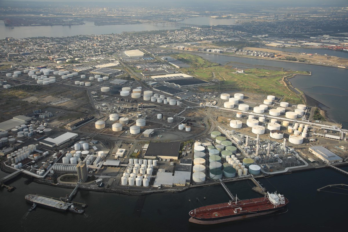 IMTT_Official's tweet photo. Bayonne Terminal Highlights!

Explore key features of our Bayonne, NJ terminal and learn more about how our operations drive success.

Learn more: https://t.co/nThZgTUa2S https://t.co/Art3lQzS5E