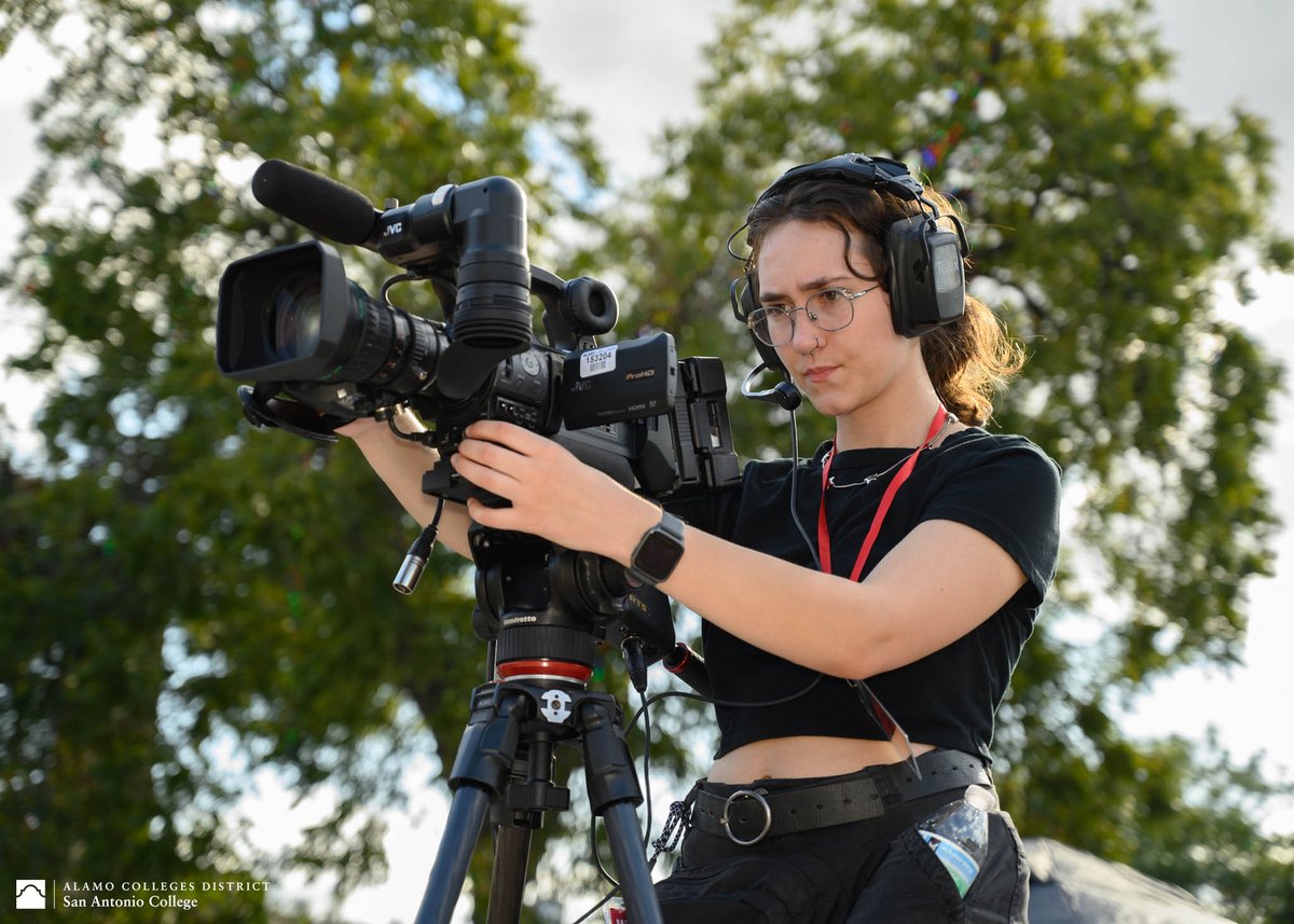 San Antonio College tweet media