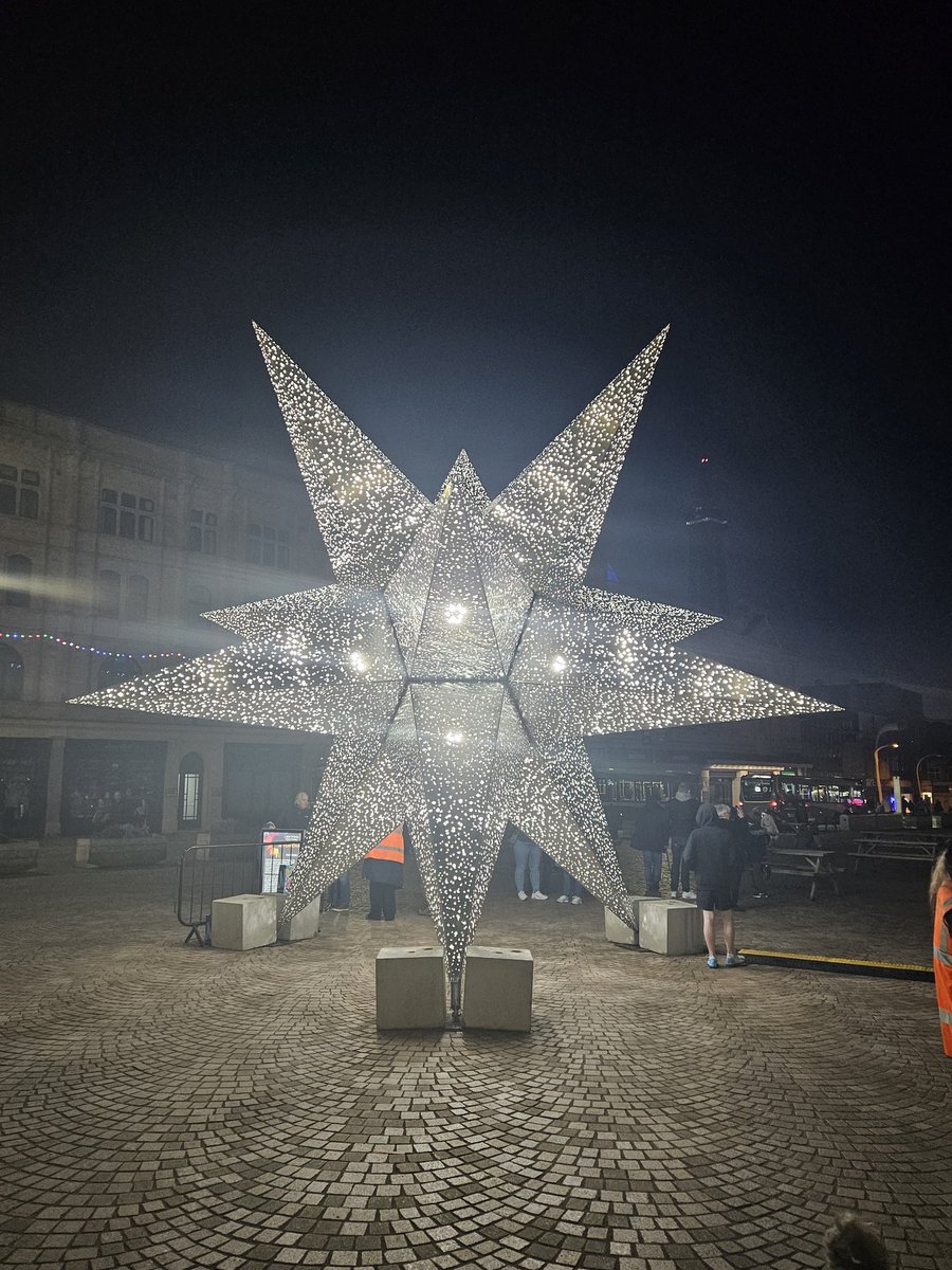 InsiderBkpl's tweet photo. Part 1 of lightpool tonight @visitBlackpool @BpoolCouncil @GrundyBlackpool #Blackpool #lightpool #halfterm #October https://t.co/64YEwD2tyX
