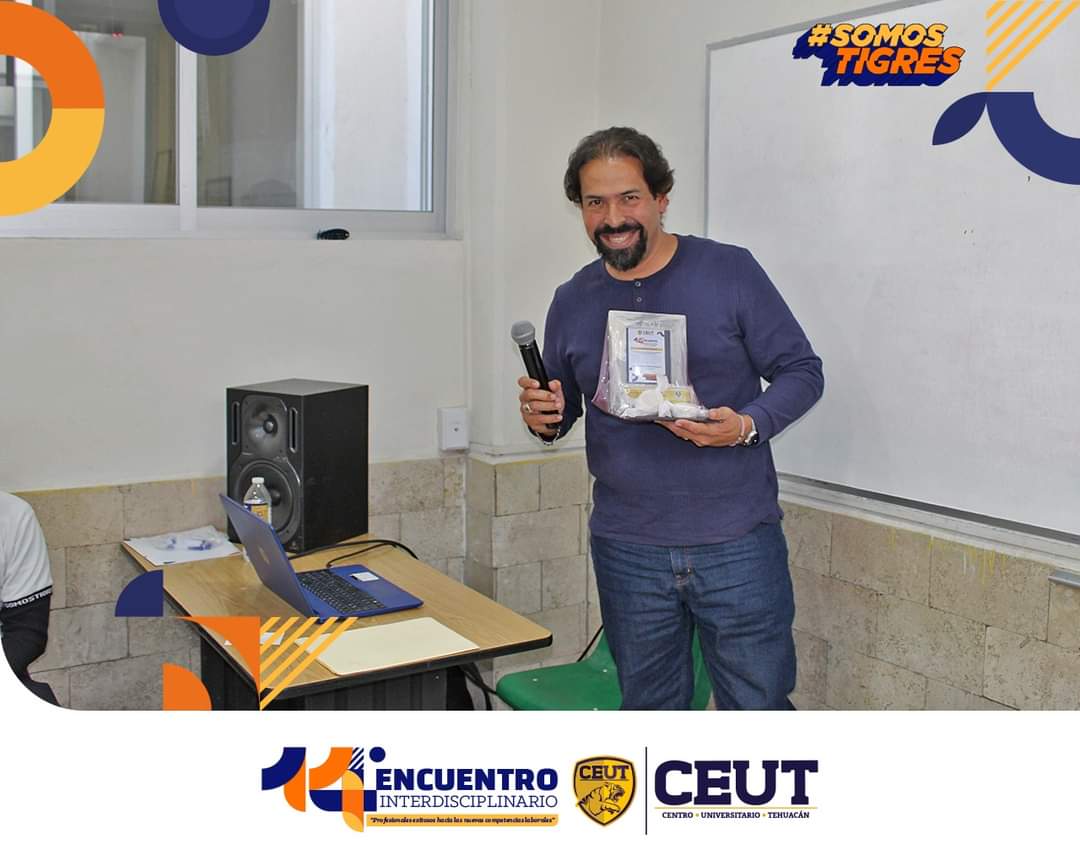 PaCKidermO's tweet photo. Gracias #CEUT de #Tehuacán, fue durante el #TallerDeLocución  para quienes cursan #ComunicaciónYPeriodismo. Pendiente la segunda jornada¡! #PaCKidermO🐘. #SomosTigres🐅 , #SOMOSTIGRES🐯. https://t.co/kG7w5ehBGf