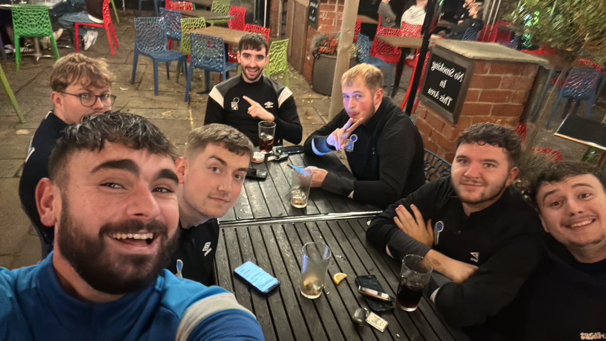 B5s 5-2 M5s 

Easy dub tonight, second gear all neyt and just fucking cruised. Cocker made a few saves and demanded MOTM (but he let 2 in). Nonetheless, beating the meat ❌ unbeaten✅.

MOTM Footballs the Winner☺️

<a href="/Jt_hunnam_/">jt</a> ⚽️⚽️⚽️⚽️
<a href="/tom__longden/">Tom Longden</a> ⚽️