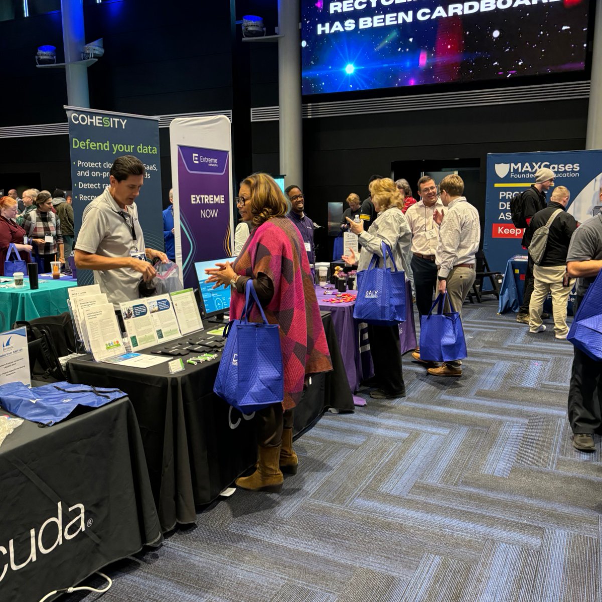 DALYComputers's tweet photo. Swipe through to see exciting highlights from Richmond! Thank you to everyone who showed up and learned about innovative technology that is leading the future. Comment below your favorite part from #DTS2024 👇

#Richmond #DTS2024 #TechnologyShowcase #DALYComputers https://t.co/9zDdAQbHGt