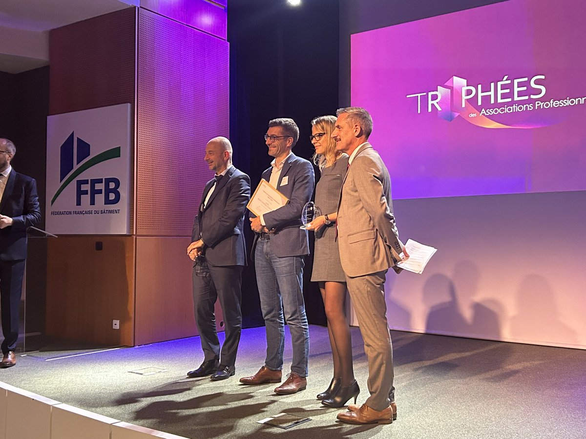 ThierryBeaudet's tweet photo. 🏆 Cérémonie des trophées @cedap_assopro

Très heureux et honoré d’avoir présidé le jury des #TrophéesCedap afin de récompenser des initiatives inspirantes et innovantes au service de l’intérêt général.

Bravo aux lauréats et à tous les participants. 👏🏼 https://t.co/DYrtM6irg5
