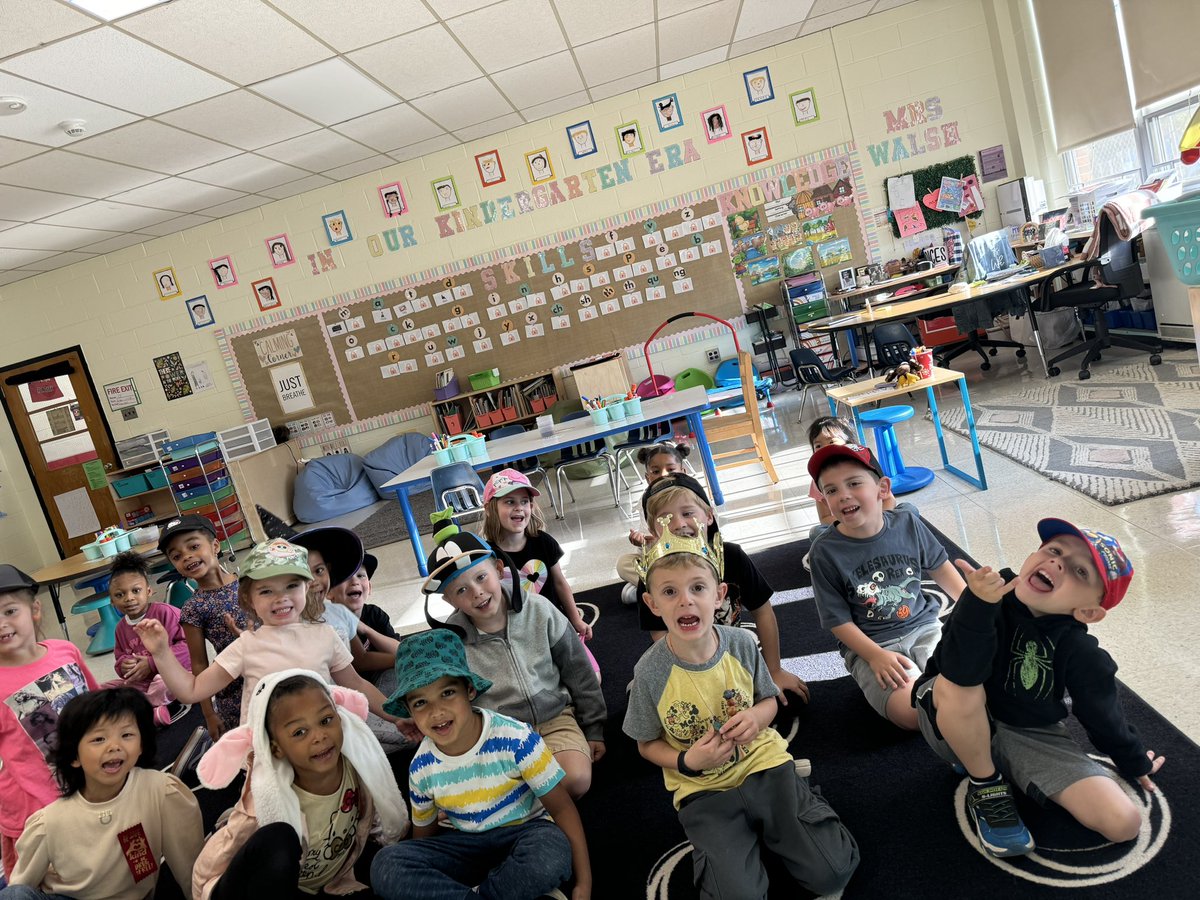 Mrs.Walsh tweet media