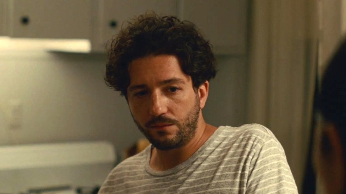 FilmUpdates's tweet photo. John Magaro joins Kelly Reichardt’s ‘THE MASTERMIND’ starring Josh O’Connor and Alana Haim.

The film centers on an audacious art heist amidst the backdrop of the Vietnam War. https://t.co/Hmb2cRdk88