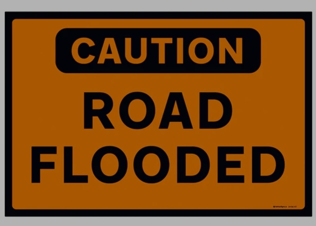 countykerry's tweet photo. ⚠️ ROAD FLOODED ⚠️

The N70 Ring of Kerry road at the Creamery Cross (junction with the R565 Portmagee road) is flooded and is impassable 

Please use alternative routes 

@radiokerrynews @NuachtBnG https://t.co/mZo5rNXBup