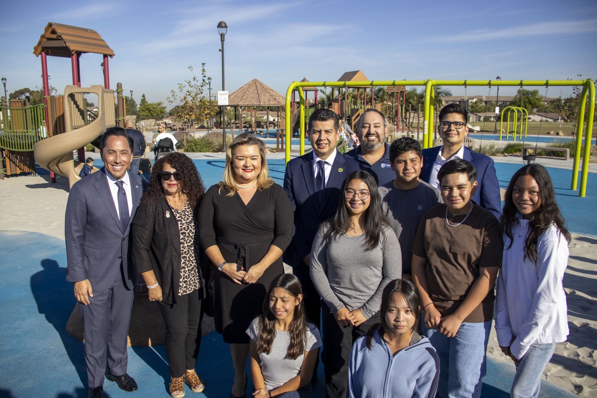 David Alvarez tweet media