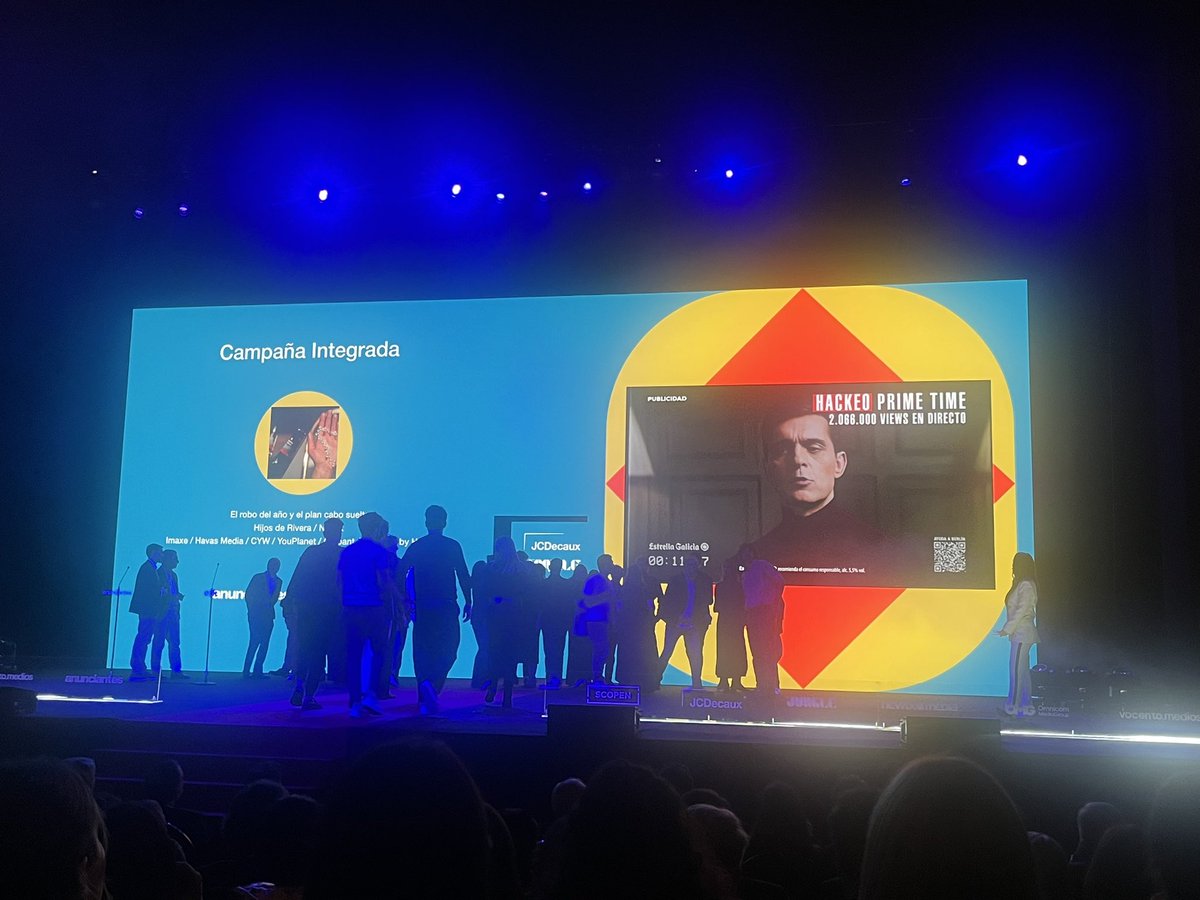 🥉Un segundo bronce en MEJOR CAMPAÑA INTEGRADA es para La vida es, de @Suchard_es, <a href="/OgilvyES/">Ogilvy Spain</a> y <a href="/SparkFoundryES/">Spark Foundry Spain</a>
#Eficacia2024