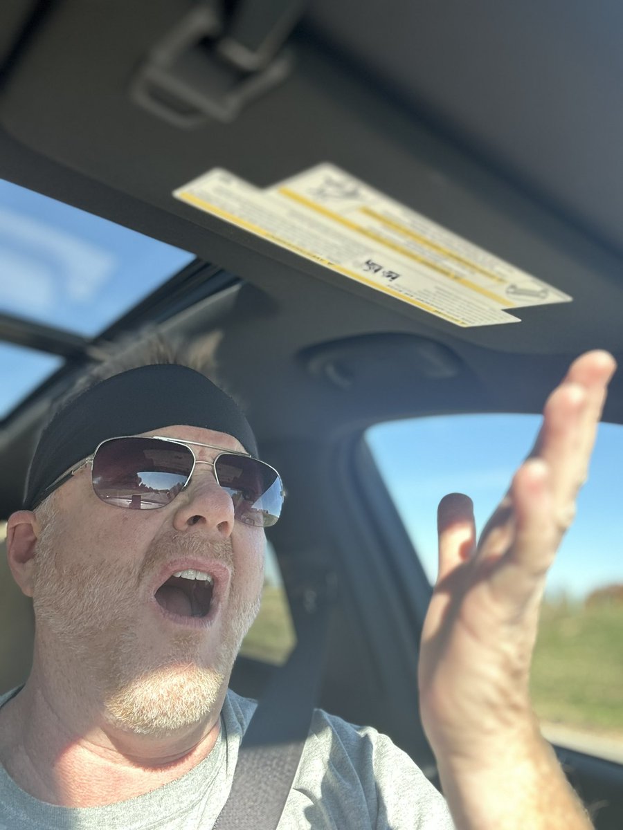 fishmornings's tweet image. That look you get when the guy in front of you is going 22 in a 35 for like 5 miles