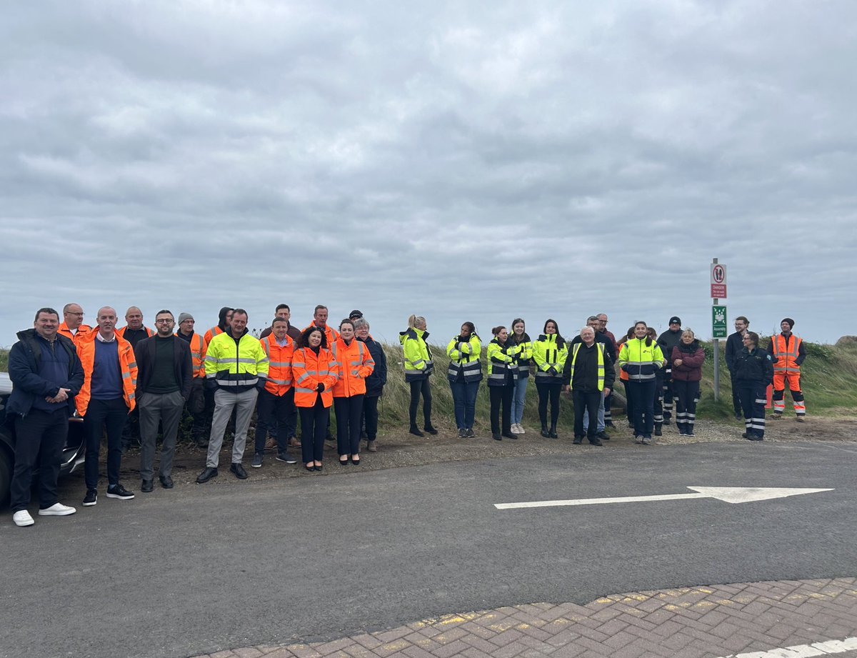 Rosslareuroport's tweet photo. 🦺🛟Another successful Safety Awareness Day at Rosslare Europort! As part of #IrishPortSafetyWeek, we conducted emergency drills, including fire evacuations and security response exercises.
Thanks to our staff, customers, partners, and the public for participating. 🛟🦺 https://t.co/F9LCnHzkCm