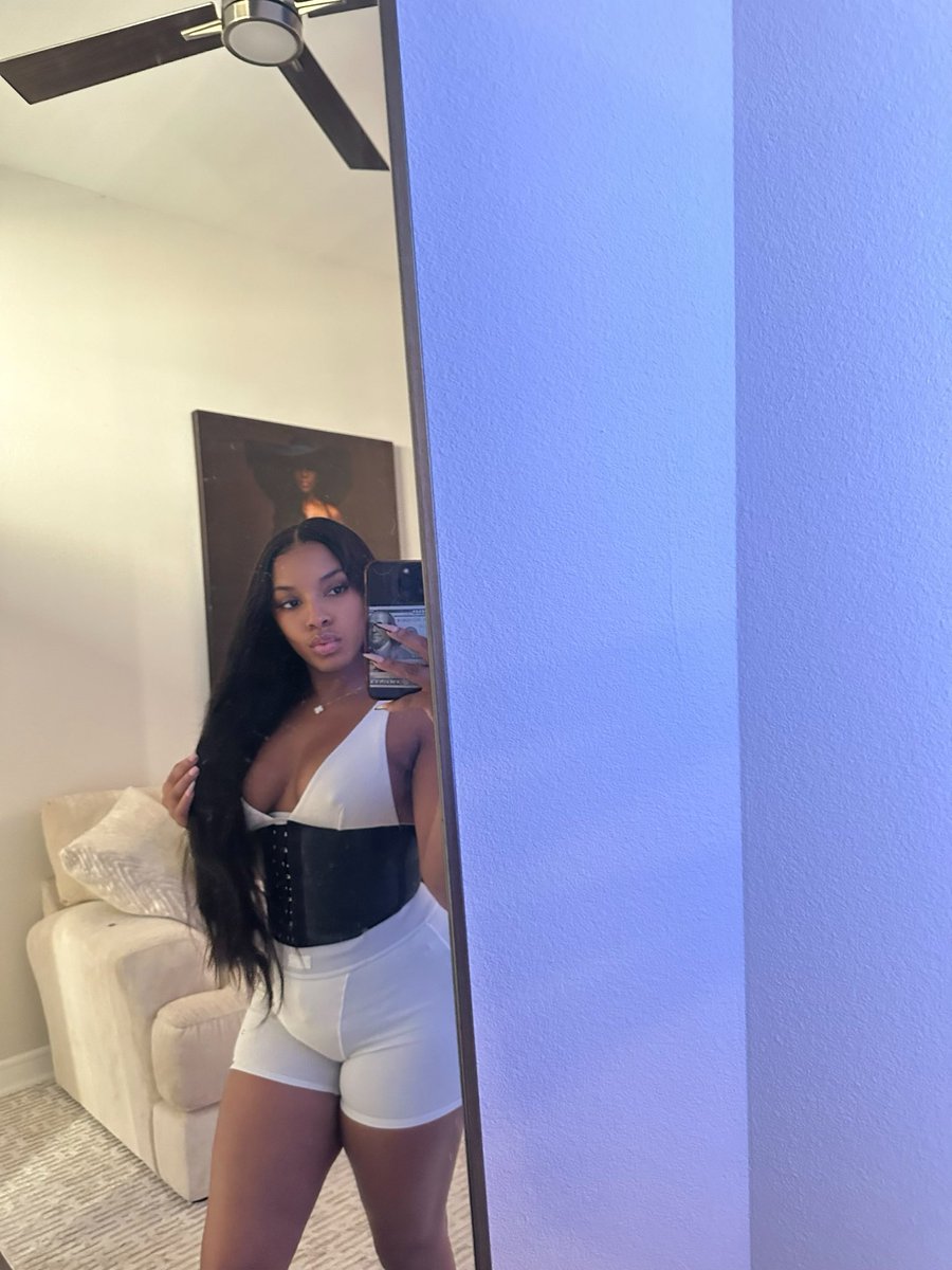 IG : Celiaaferria tweet media