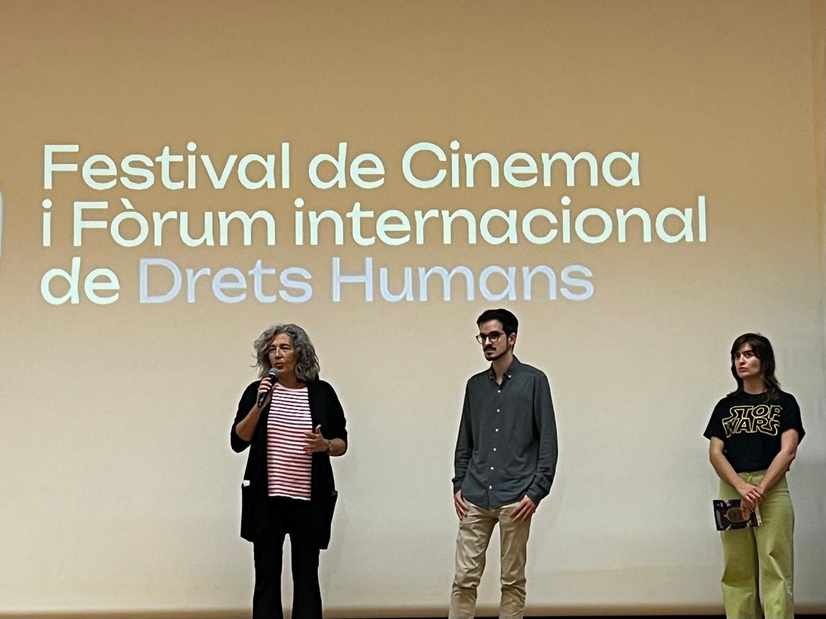Mila Font (@milafont_msf) on Twitter photo Aquesta tarda hem estrenat, per primera vegada a Europa, el documental 'Vimos el Fuego' al Festival de Cinema i Fòrum Internacional de Drets Humans de #Tarragona.
 Moltes gràcies al festival i assistents pel debat posterior sobre la situació crítica a Cabo Delgado, Moçambic! Aquesta tarda hem estrenat, per primera vegada a Europa, el documental 'Vimos el Fuego' al Festival de Cinema i Fòrum Internacional de Drets Humans de #Tarragona.
 Moltes gràcies al festival i assistents pel debat posterior sobre la situació crítica a Cabo Delgado, Moçambic!