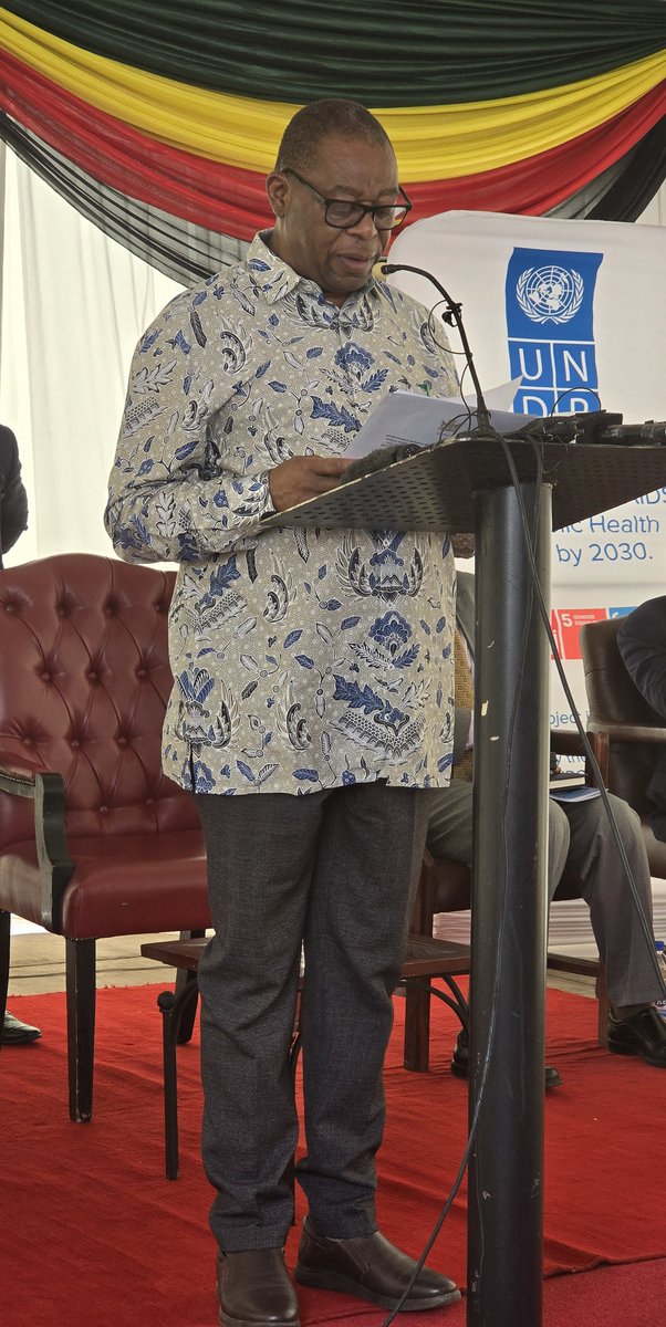 nmadzikwa's tweet photo. Ensuring continuous power supply is critical in maintaining the integrity of pharmaceutical products across the supply chain, grateful to @MoHCCZim, @GlobalFund, @ @UNDPZIMBABWE and @NatpharmZ for a solid partnership in putting the National Warehouse primarily off the grid! https://t.co/hIcP6Pc8zs