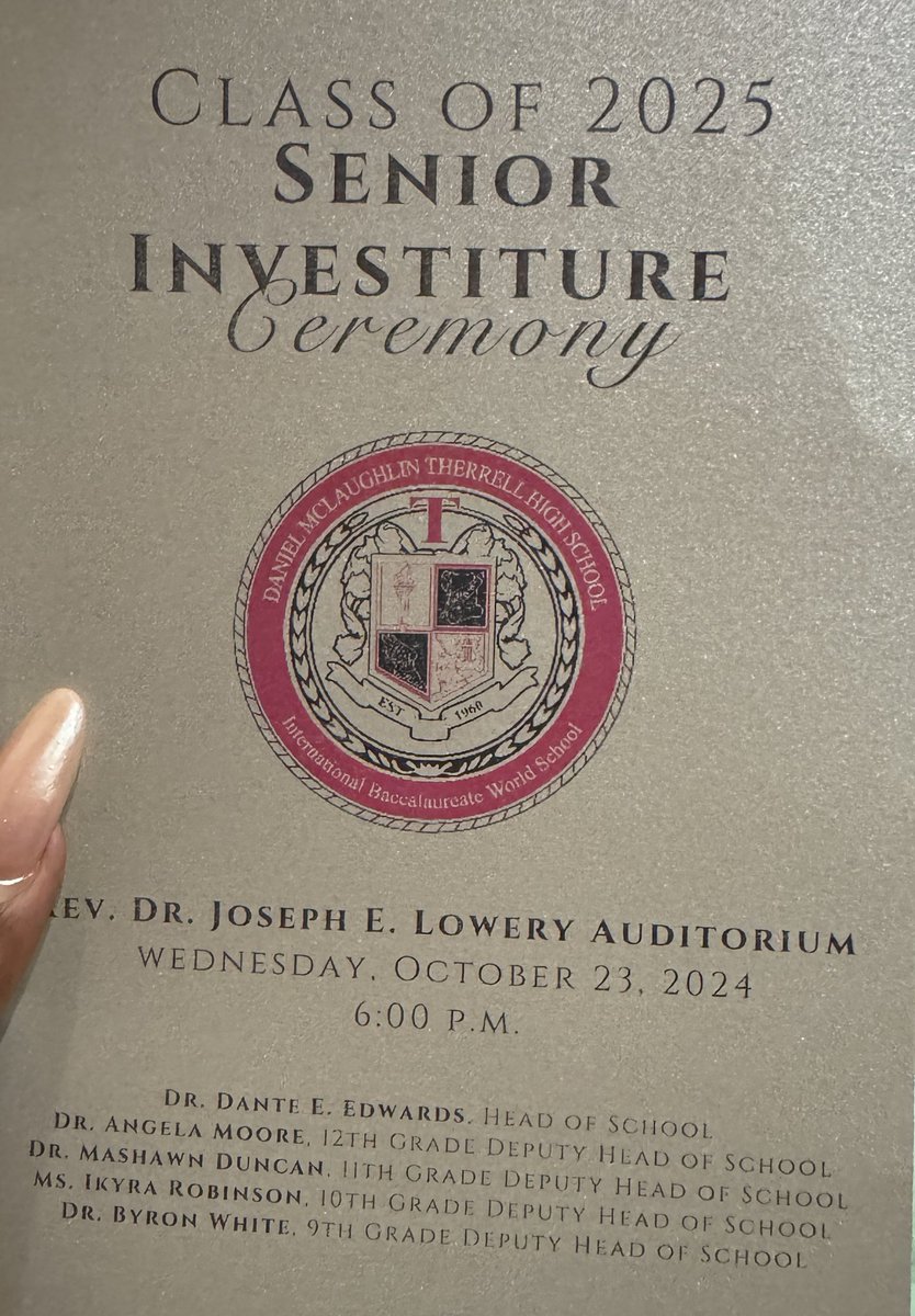 Darice Williams Ed.S. (@daricewms) on Twitter photo I’m so thankful I was invited to witness one of my former students at her senior investiture. Kudos to <a href="/APSTherrell/">D. M. Therrell High School</a> for a beautiful ceremony! 🎓👏🏾 <a href="/dredwardsths/">Dr. Edwards</a> #ProudTeacher #Classof2025 I’m so thankful I was invited to witness one of my former students at her senior investiture. Kudos to <a href="/APSTherrell/">D. M. Therrell High School</a> for a beautiful ceremony! 🎓👏🏾 <a href="/dredwardsths/">Dr. Edwards</a> #ProudTeacher #Classof2025