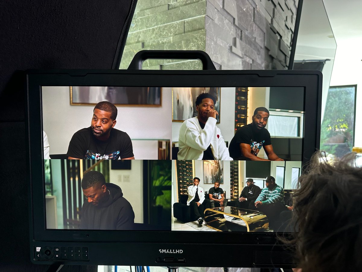 WE_R_FLY's tweet image. No matter how long it take, don’t quit…
Interview w/ @Realrclark25 @espn 🎬Coming 🔜
#FLY #only1easton #swagsurfin #ryanclark #espn #15yearanniversary