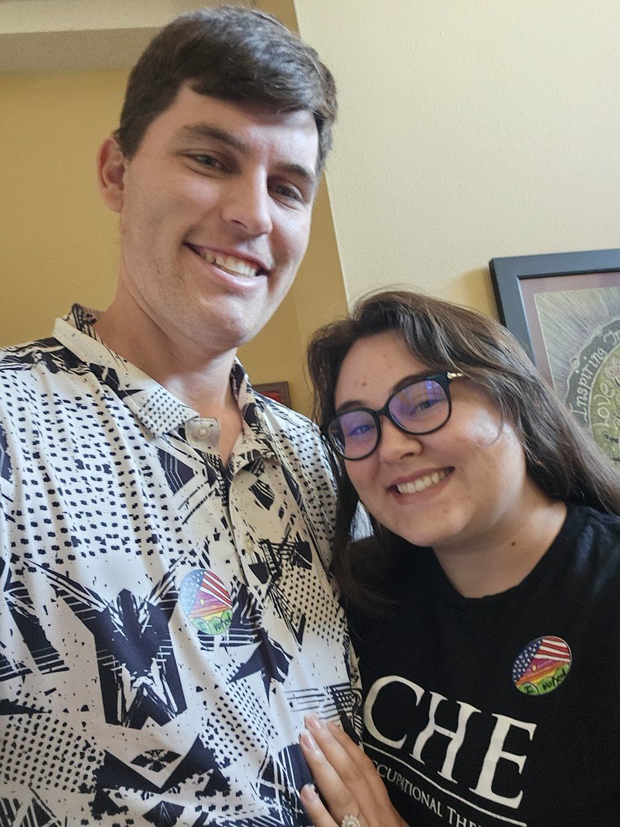 BGdsi's tweet photo. @SmilebotAR Fay sticker way better, has artwork drawn by a local 4th grader. https://t.co/5jwoREVma1