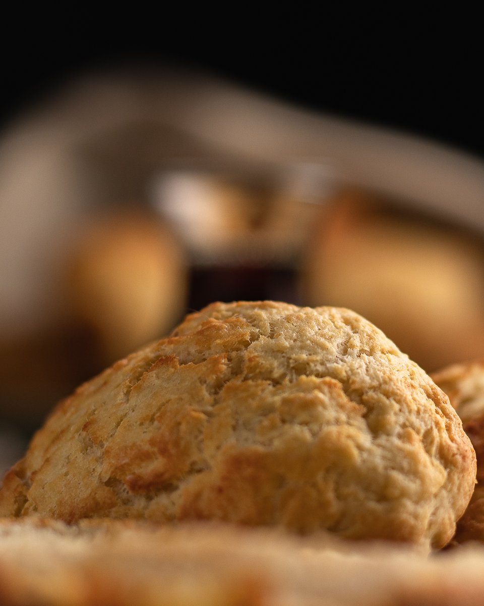Potato scones are a staple in Scottish homes and a great way to use up leftover mashed potatoes.My wheelchair does not allow for baking in an oven,I adapt the recipe for the air fryer.
Recipe is from my upcoming cookbook  disabledkitchenandgarden.ca/blog/air-fryer…