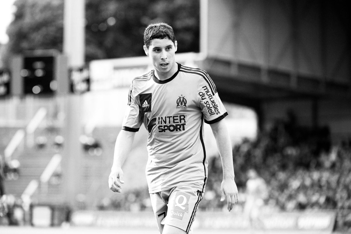ActuFoot_'s tweet photo. Abdelaziz Barrada 🇲🇦 est décédé à l’âge de 35 ans.

Ancien international marocain, il avait pris sa retraite en 2021. 

RIP. 🕊️ https://t.co/1UIT0D9yN5