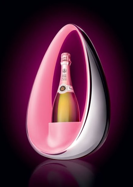 PingkNoise's tweet photo. Veuve Clicquot by Karim Rashid: Globalight portable illuminating chiller (2008)

#VeuveClicquot #KarimRashid #Globalight #PingkNoise https://t.co/lhis11OXpQ