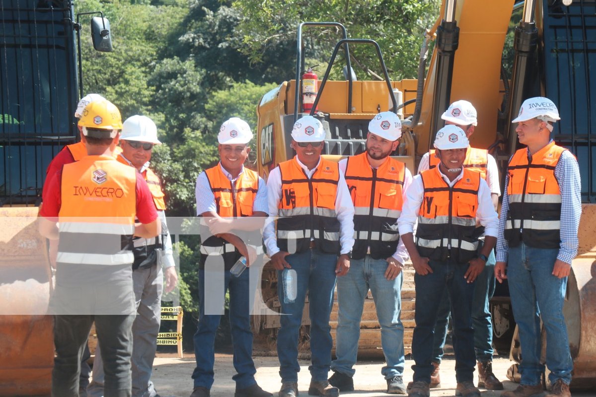 canaltn8's tweet photo. #AHORA | Inicia en Mulukukú la construcción de un puente sobre el río Tuma de 176 metros de longitud, que viene a mejorar la conectividad entre el Caribe y el Pacífico de Nicaragua, siendo de gran impacto para la economía de la población del Caribe de Nicaragua.

#Nicaragua https://t.co/YeJf78UZR4