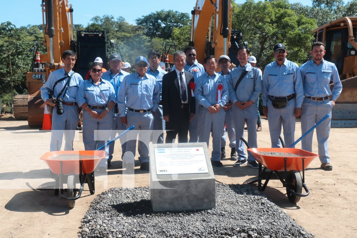 canaltn8's tweet photo. #AHORA | Inicia en Mulukukú la construcción de un puente sobre el río Tuma de 176 metros de longitud, que viene a mejorar la conectividad entre el Caribe y el Pacífico de Nicaragua, siendo de gran impacto para la economía de la población del Caribe de Nicaragua.

#Nicaragua https://t.co/YeJf78UZR4