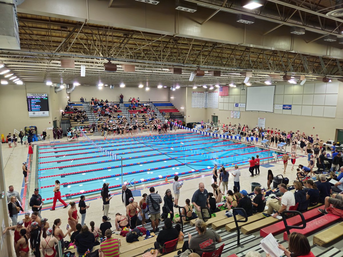 Back at the Linda Bloom Natatorium in Marshalltown for the Iowa Alliance Conference girls swimming meet tonight