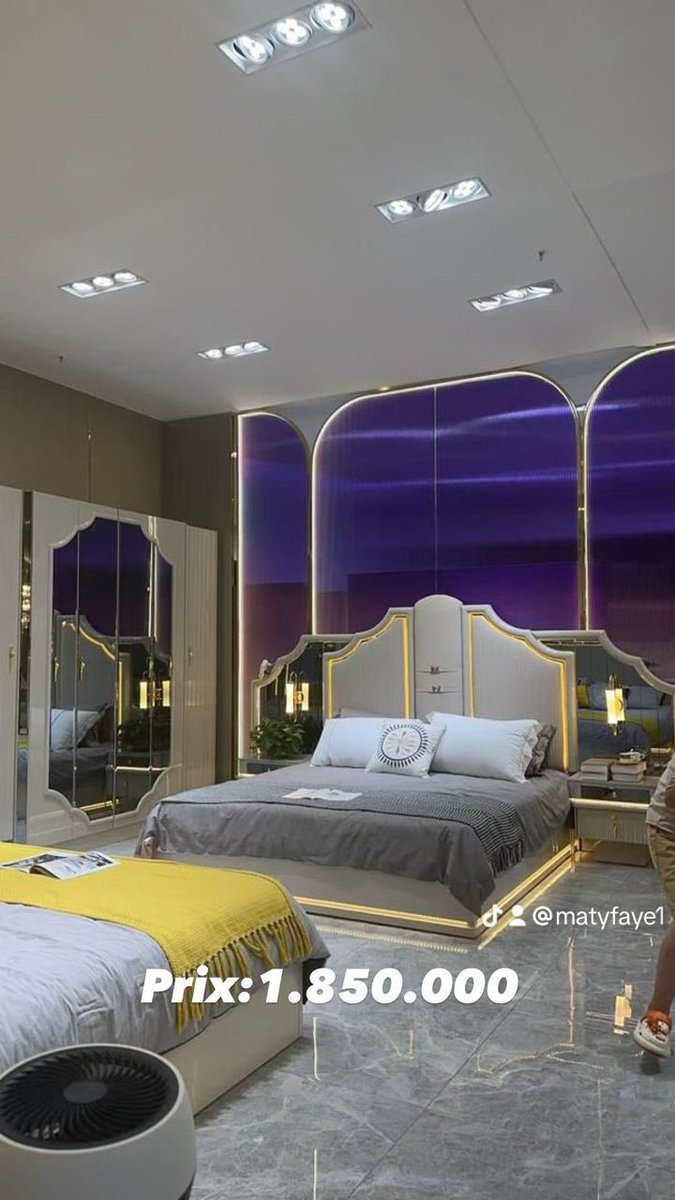 fayematy2's tweet photo. Chambre à coucher vip 7 pièces https://t.co/ib65OONUpd