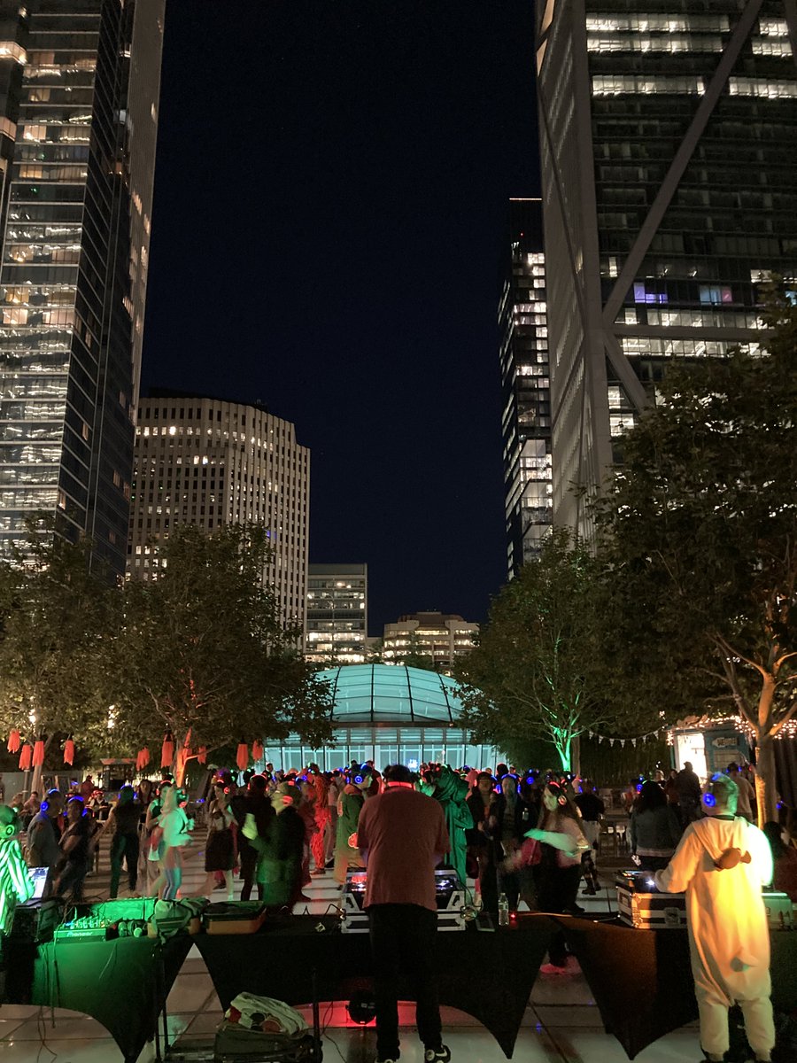 Make your Halloween hex-tra special + stop by Silent Disco w/ <a href="/hushconcerts/">HUSHconcerts</a>! 🦇🪩 In one week, 10/31, wear your costume to the Main Plaza 6  - 8p to dance the chills away! The event features 3 DJs and <a href="/barebottle/">Barebottle Brewing</a> beverages for purchase. Headphones are first-come, first-serve. 🎧
