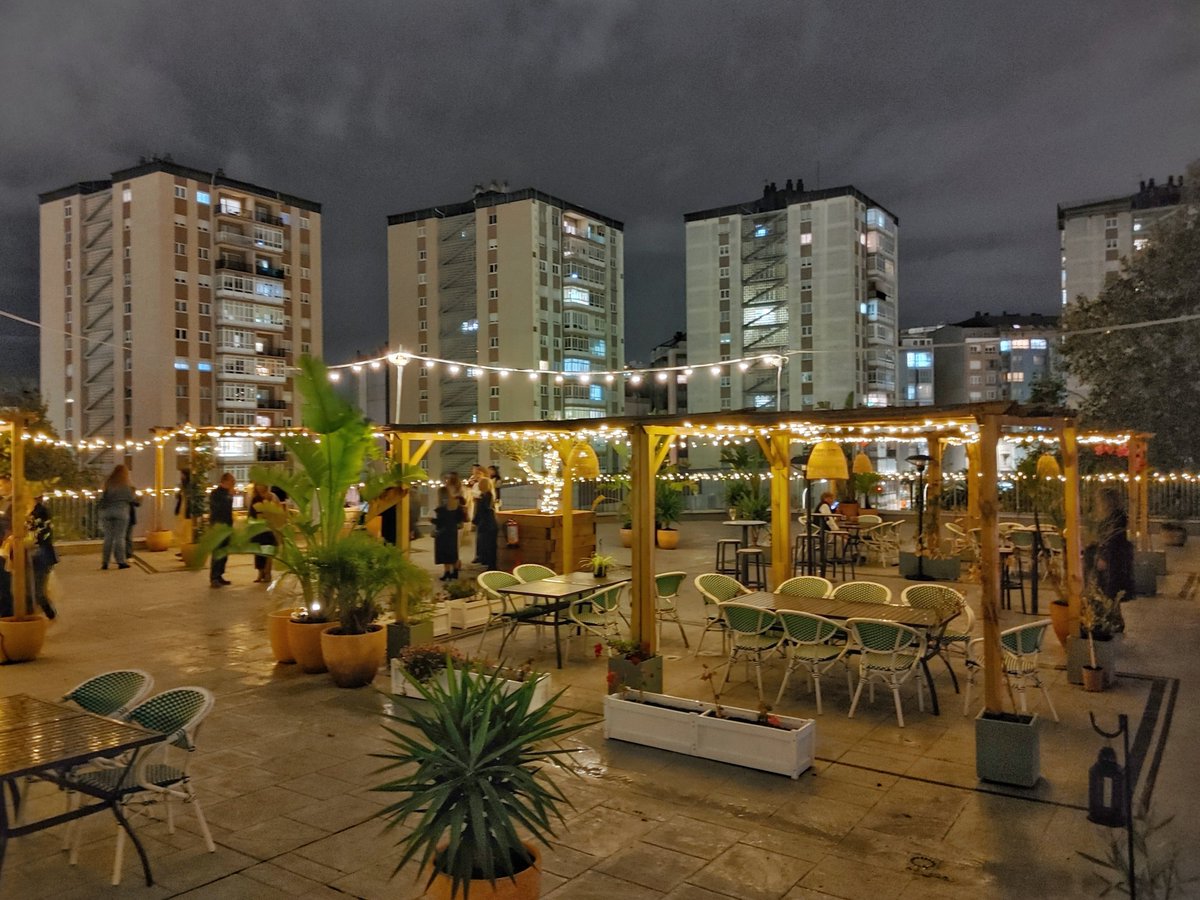 #Coruña - Inaugurando el nuevo RoofTop de la ciudad 🏙️

Sabes dónde está?

#Bellini