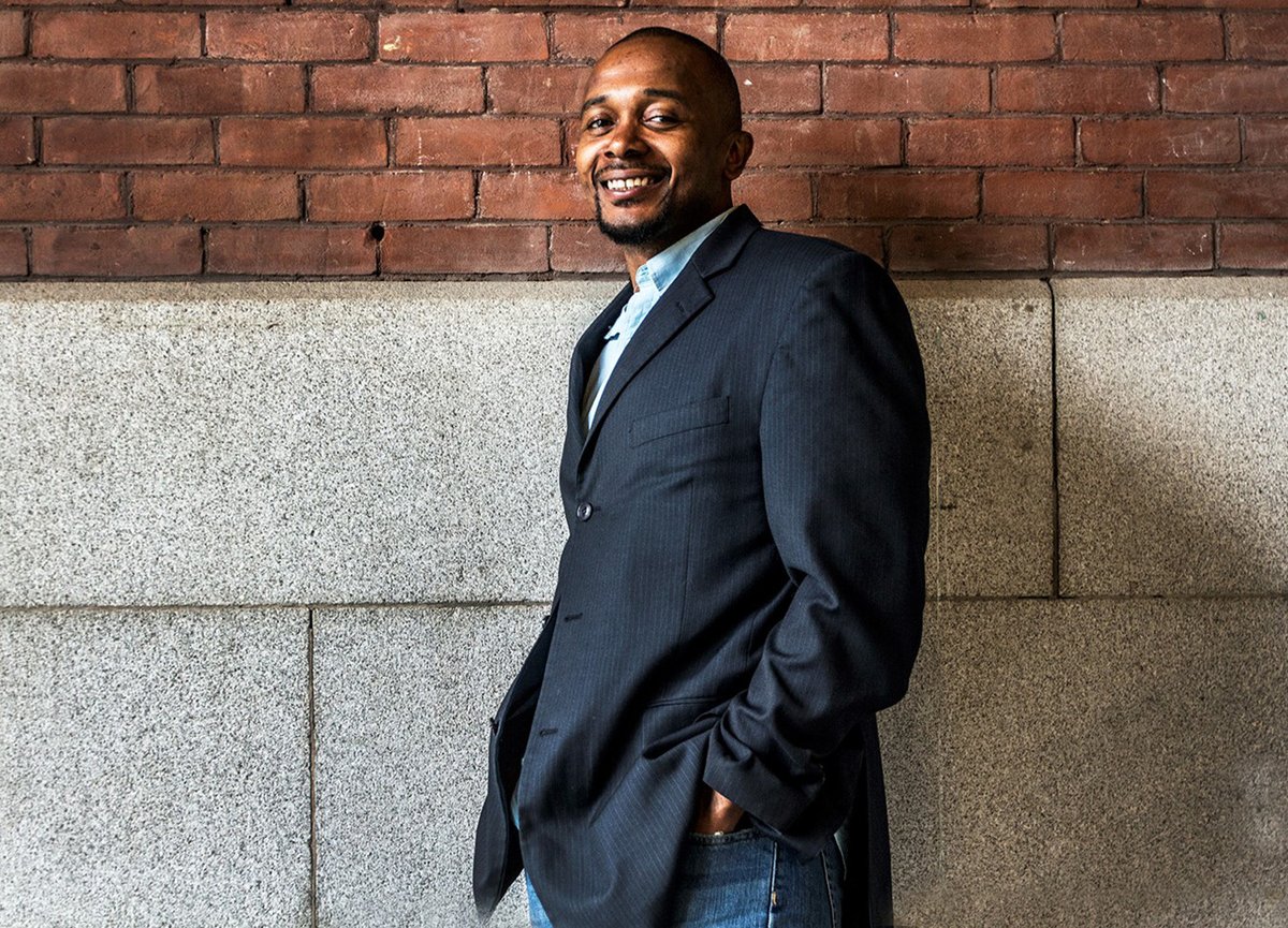 Santa Fe Institute (@sfiscience) on Twitter photo Congratulations to SFI External Professor C. Brandon Ogbunu (<a href="/big_data_kane/">C. Brandon Ogbunu</a>), one of the 2024 winners of the National Academies Eric and Wendy Schmidt Awards for Excellence in Science Communications by @theNASEMin partnership with <a href="/schmidtsciences/">Schmidt Sciences</a>.
Selected from nearly 600 Congratulations to SFI External Professor C. Brandon Ogbunu (<a href="/big_data_kane/">C. Brandon Ogbunu</a>), one of the 2024 winners of the National Academies Eric and Wendy Schmidt Awards for Excellence in Science Communications by @theNASEMin partnership with <a href="/schmidtsciences/">Schmidt Sciences</a>.
Selected from nearly 600