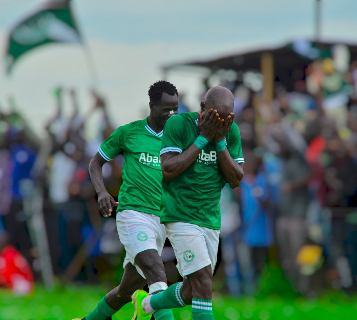 Onduparaka photographer (@jayblingz6) on Twitter photo Very Emotional winner celebration
Ceaser okhuti
<a href="/OnduparakaFC1/">Onduparaka FC</a> <a href="/CHiCKY_BoY56/">ÇHïÇKY🙋♂️</a> <a href="/deuce_mercy/">Mercy Grace Munduru 🇺🇬 🇨🇩🇸🇸</a> @DribblerSportz @ Very Emotional winner celebration
Ceaser okhuti
<a href="/OnduparakaFC1/">Onduparaka FC</a> <a href="/CHiCKY_BoY56/">ÇHïÇKY🙋♂️</a> <a href="/deuce_mercy/">Mercy Grace Munduru 🇺🇬 🇨🇩🇸🇸</a> @DribblerSportz @