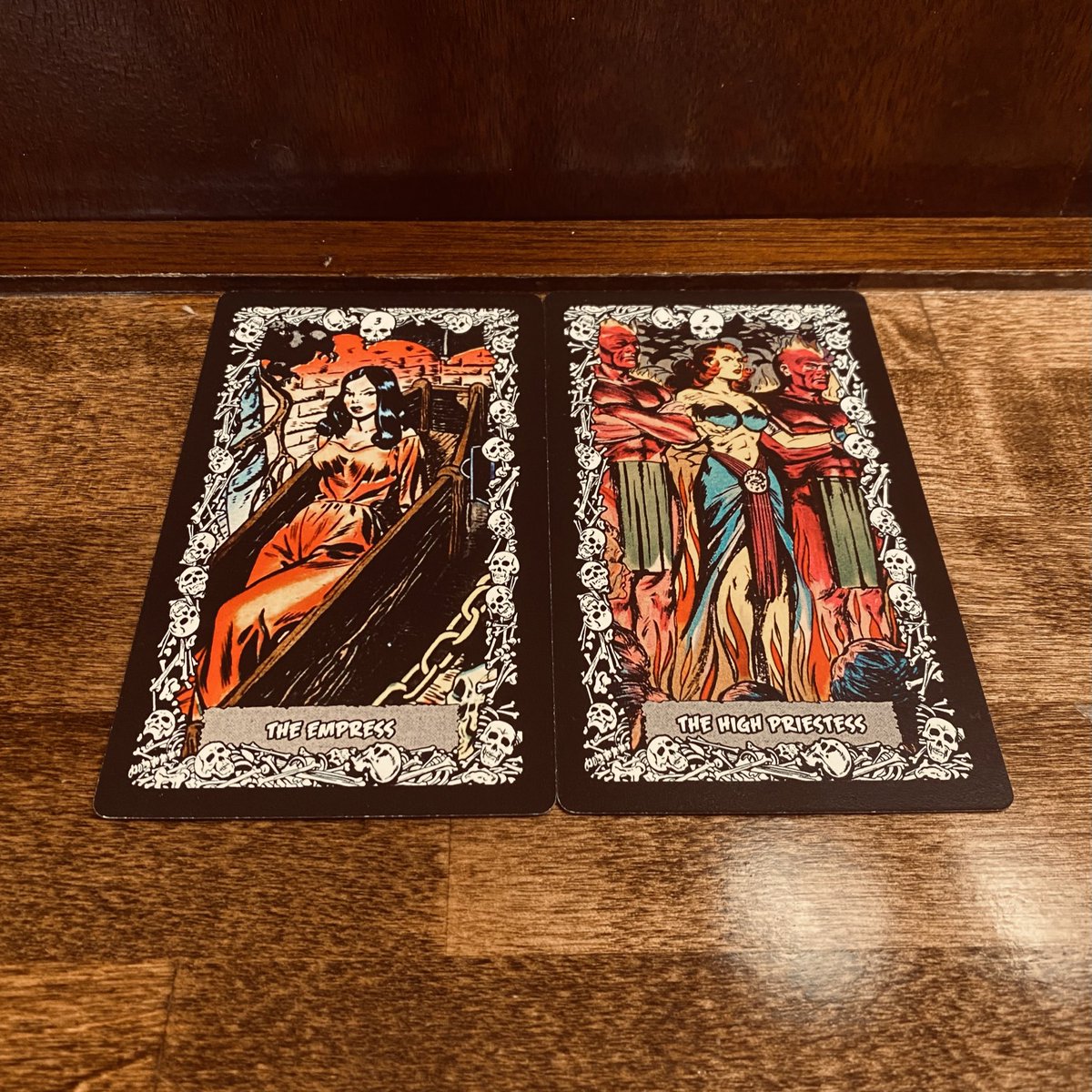 Tarot Cards in Coffee Shops tweet media