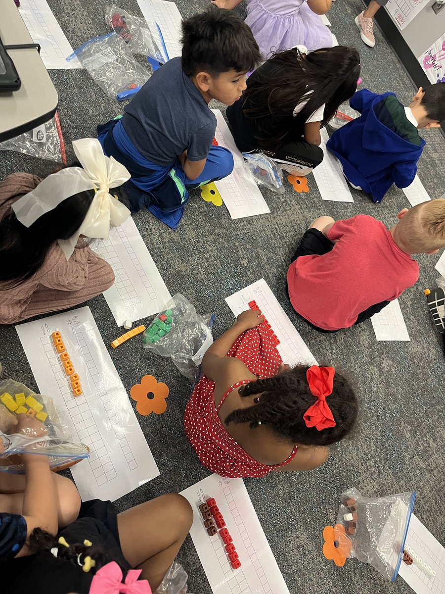 Susan Silva (@sistasusan) on Twitter photo ⭐️ <a href="/StewartSeagulls/">Stewart Elementary</a> mathematicians in ALL grade levels solve problems in multiple ways, collaborate, explain their thinking, and struggle through learning grade level standards. ⭐️ ⭐️ <a href="/StewartSeagulls/">Stewart Elementary</a> mathematicians in ALL grade levels solve problems in multiple ways, collaborate, explain their thinking, and struggle through learning grade level standards. ⭐️
