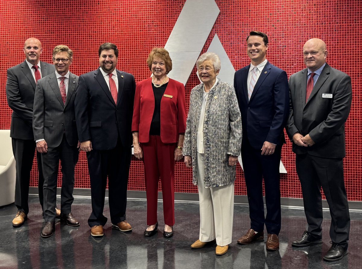 egmackey's tweet photo. #ALBOE President Pro Tem @MarieMa80810677 and I joined @GovernorKayIvey, @wes_kitchens, @BrockColvinAL, and other officials for the ribbon cutting of the Albertville Innovation Academy.  The programs offered at the Innovation Academy will help students be college &amp; career ready https://t.co/54LUypSrUG